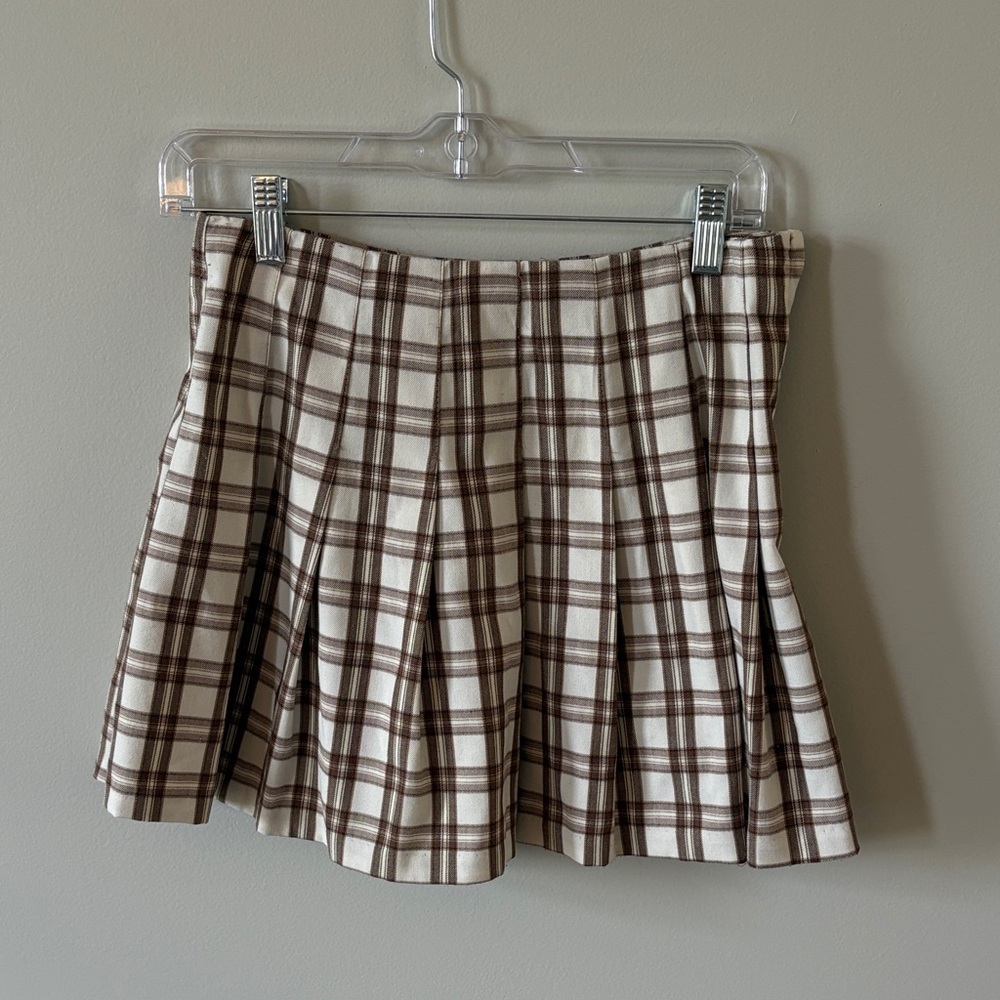 White and brown plaid Pleated Mini Skirt H&M size 6